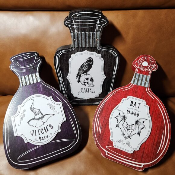 New Set of 3 Halloween Decor Wooden Potions Wood Decorations Bat Blood Witch's B - Picture 1 of 15